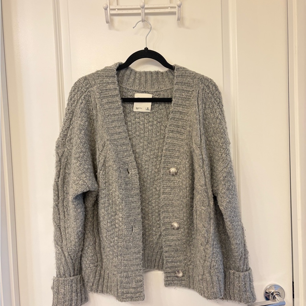 Abercrombie & Fitch Cable Knit Gray Button-Front Women's Cardigan